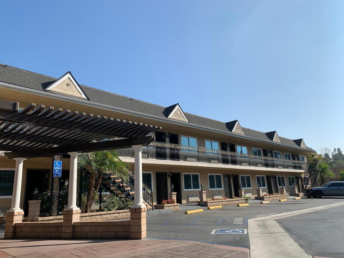 Walnut Inn & Suites West Covina Exterior foto